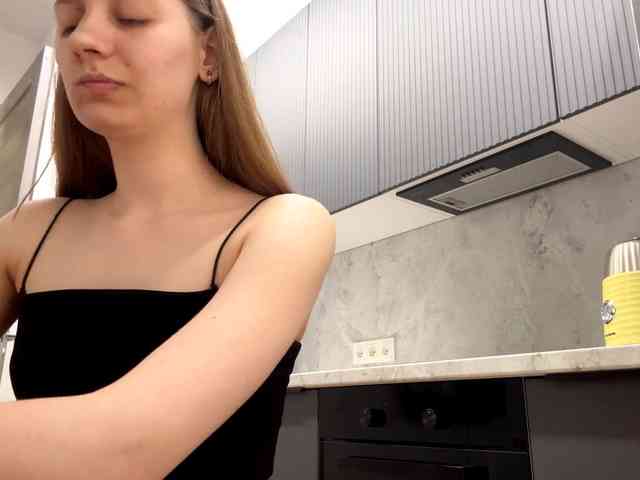 RuthieMilburn webcam
