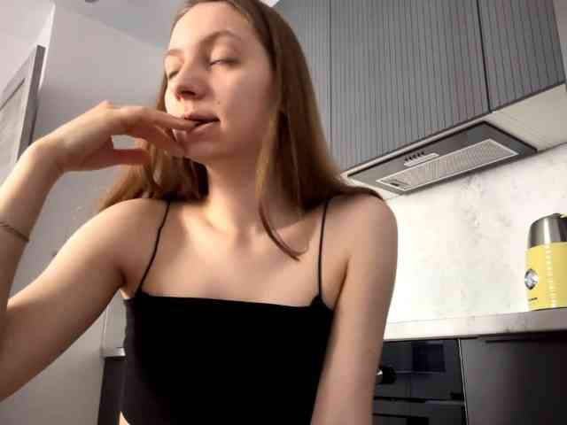RuthieMilburn webcam