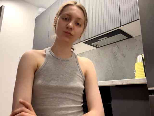 RuthieMilburn webcam