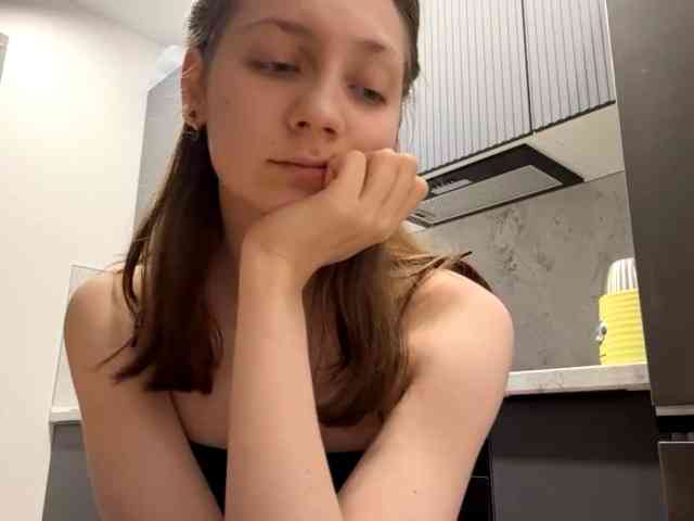 RuthieMilburn webcam