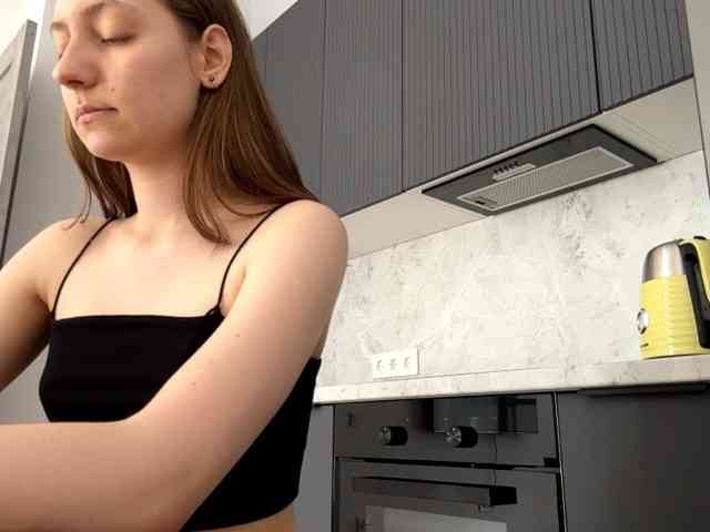 RuthieMilburn webcam
