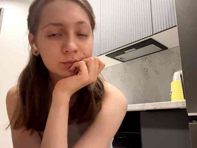 RuthieMilburn webcam