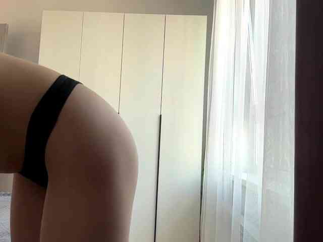 RuthieMilburn webcam