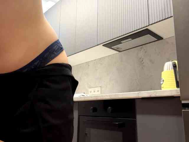 RuthieMilburn webcam