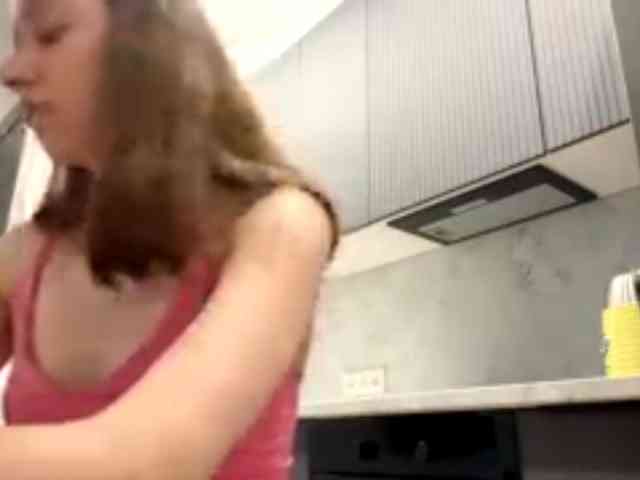 RuthieMilburn webcam