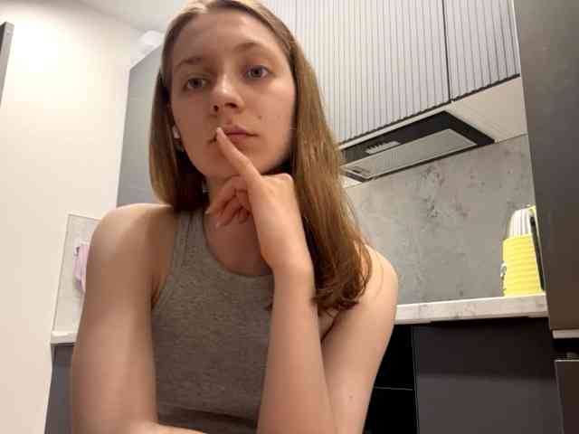 RuthieMilburn webcam