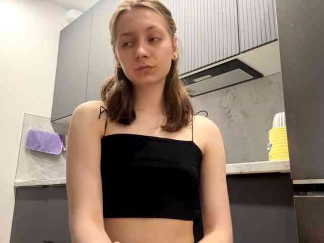 RuthieMilburn webcam