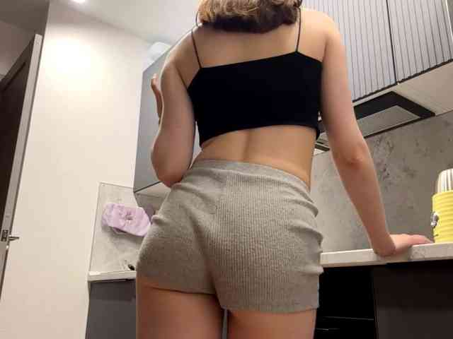 RuthieMilburn webcam