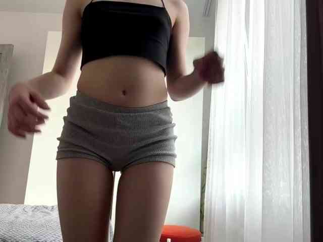 RuthieMilburn webcam