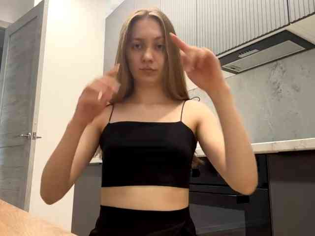 RuthieMilburn webcam