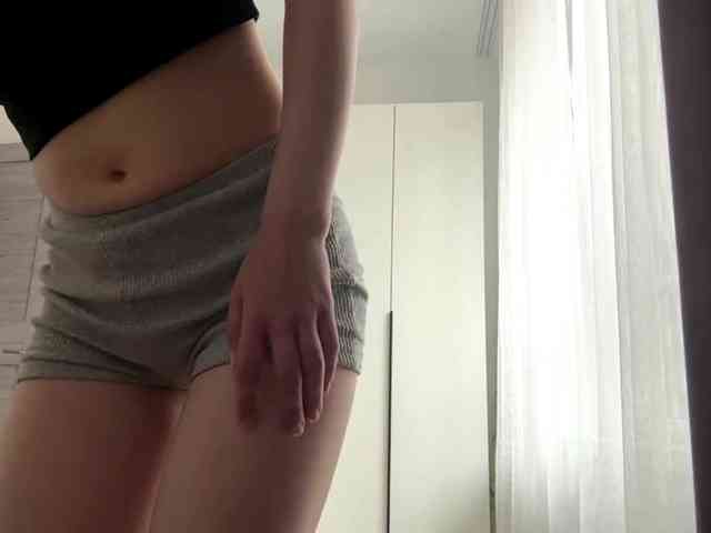 RuthieMilburn webcam