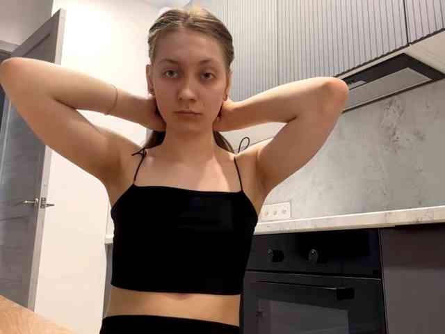 RuthieMilburn webcam