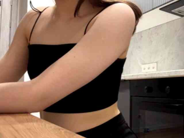 RuthieMilburn webcam