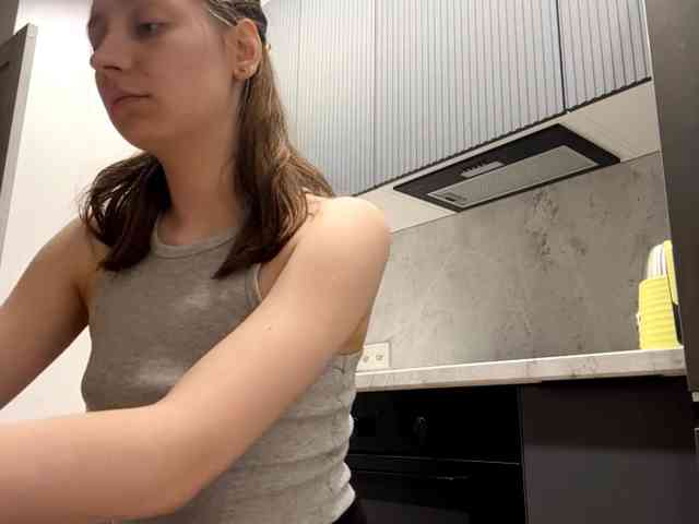 RuthieMilburn webcam