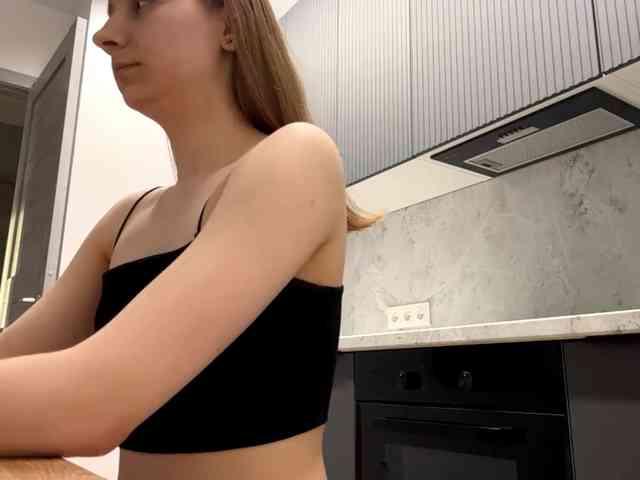 RuthieMilburn webcam