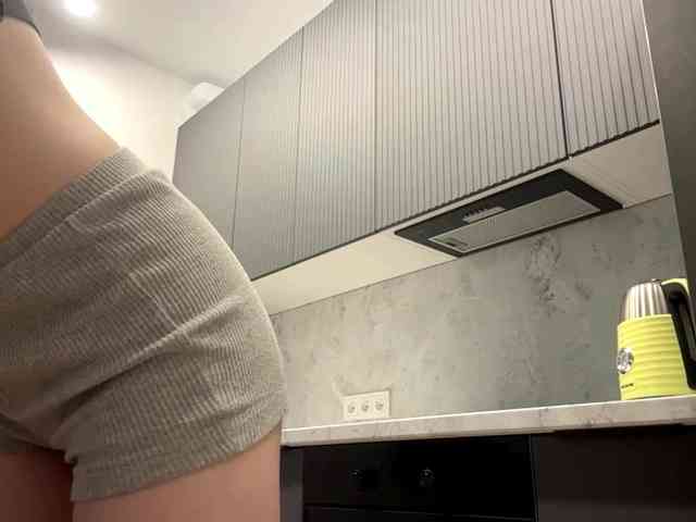 RuthieMilburn webcam