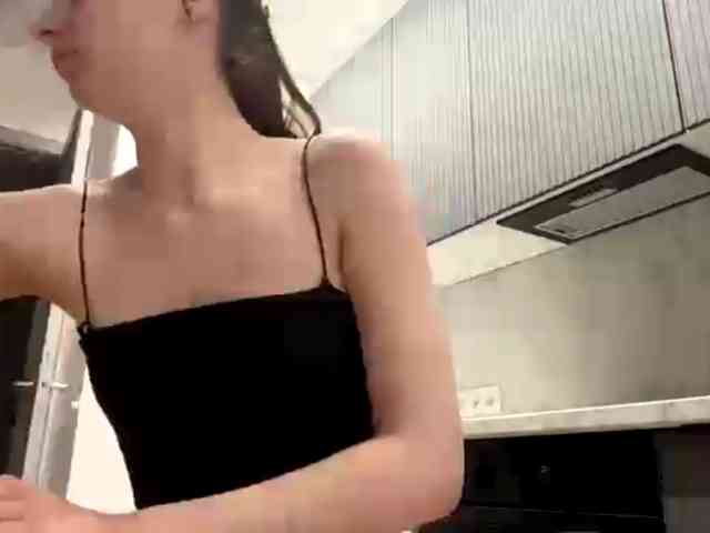 RuthieMilburn webcam