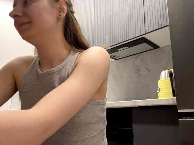RuthieMilburn webcam