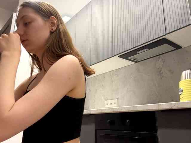 RuthieMilburn webcam