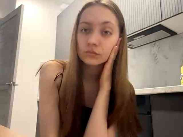 RuthieMilburn webcam