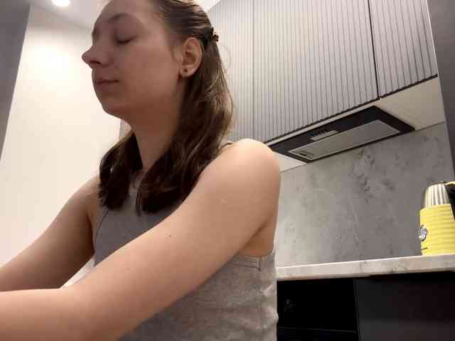 RuthieMilburn webcam