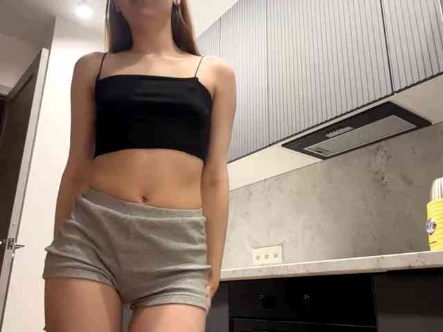 RuthieMilburn webcam