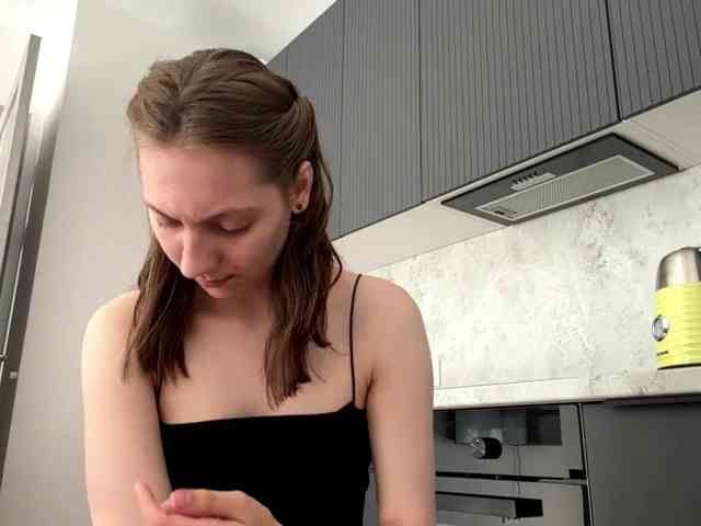 RuthieMilburn webcam