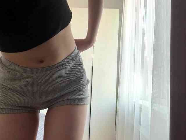 RuthieMilburn webcam