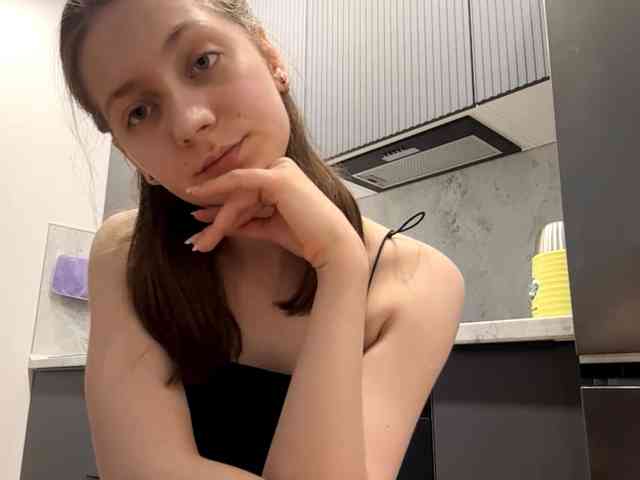 RuthieMilburn webcam