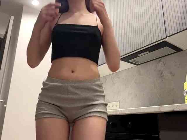 RuthieMilburn webcam