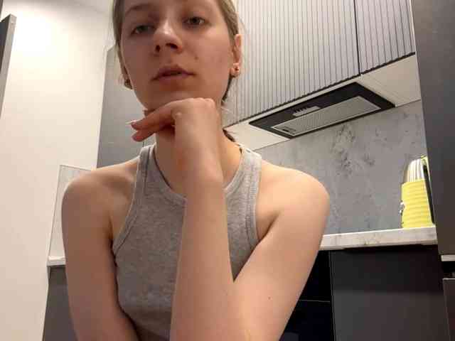 RuthieMilburn webcam