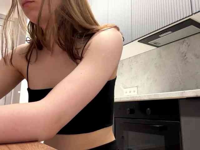 RuthieMilburn webcam