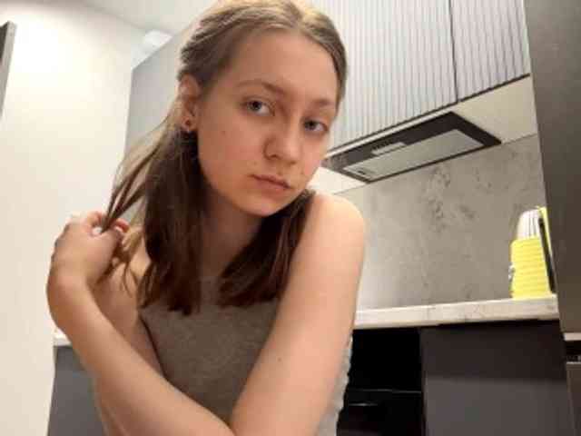 RuthieMilburn webcam