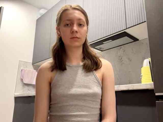 RuthieMilburn webcam