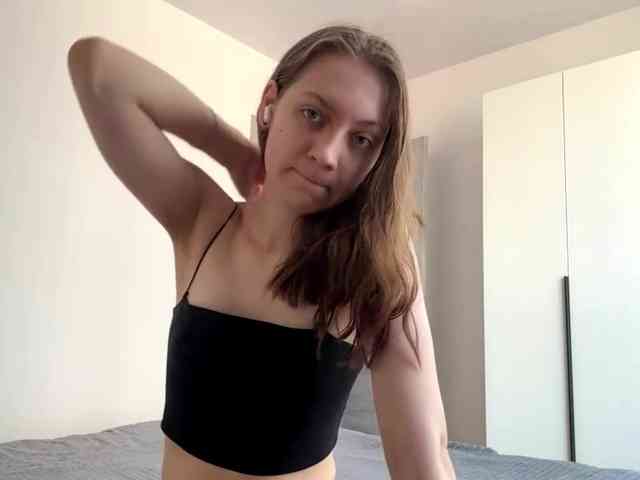 RuthieMilburn webcam