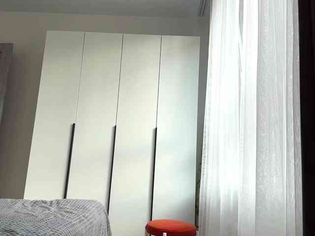 RuthieMilburn webcam