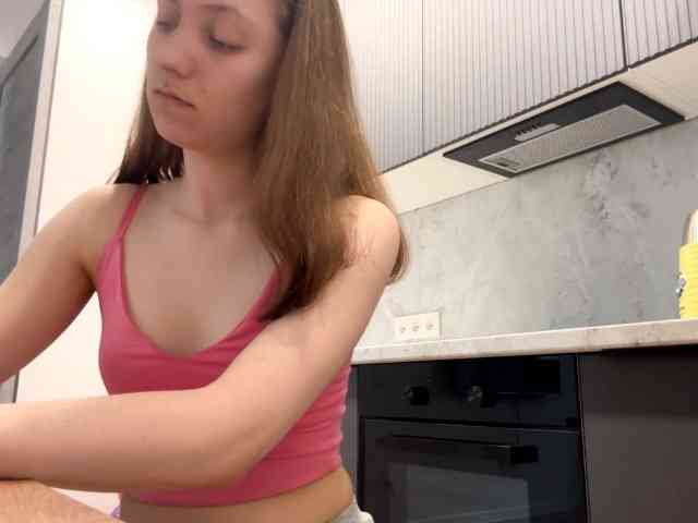 RuthieMilburn webcam
