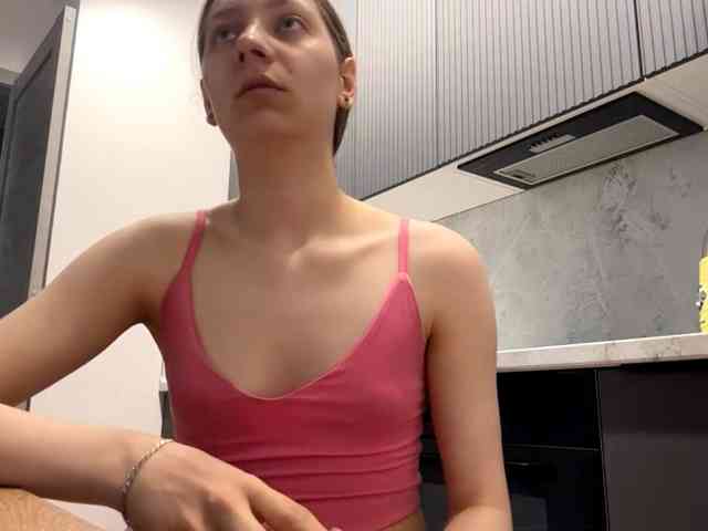 RuthieMilburn webcam