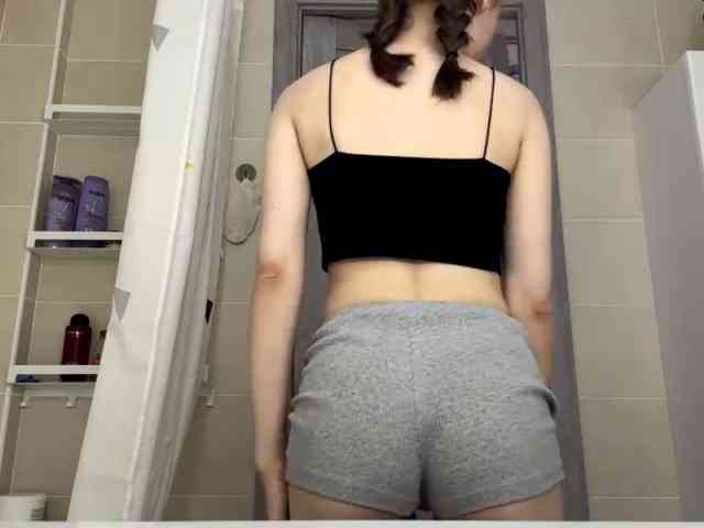 RuthieMilburn webcam