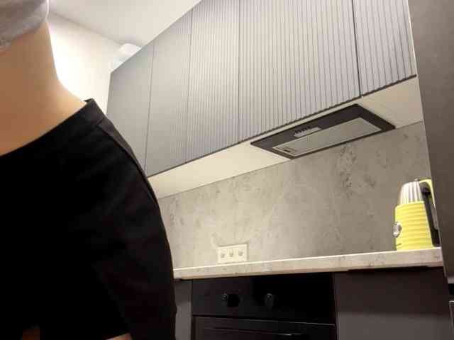 RuthieMilburn webcam