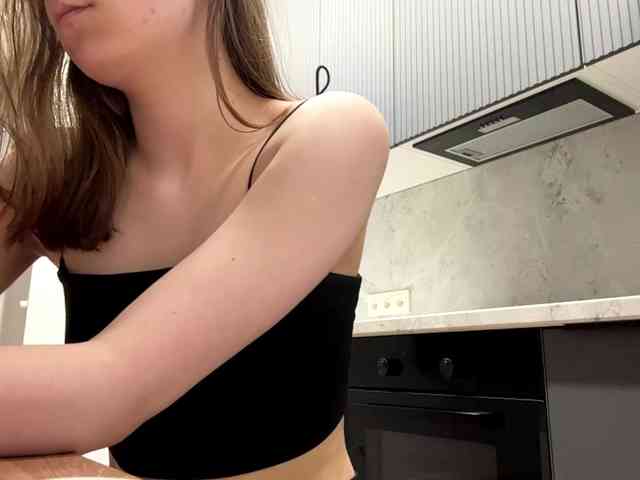 RuthieMilburn webcam