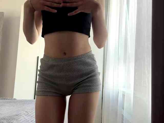 RuthieMilburn webcam