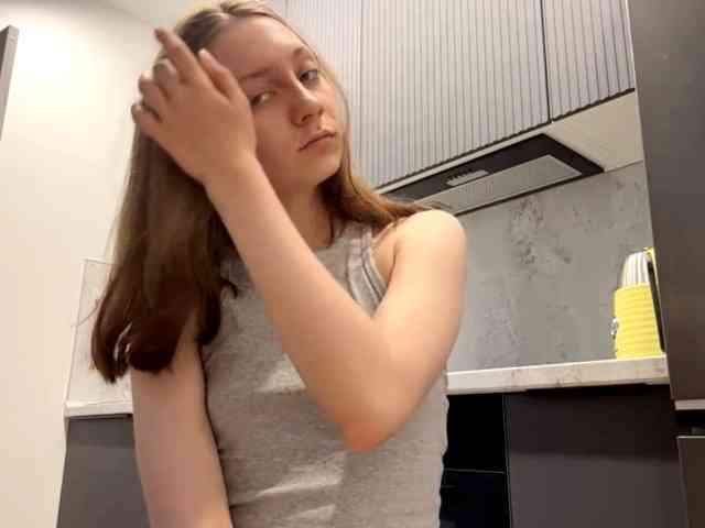 RuthieMilburn webcam