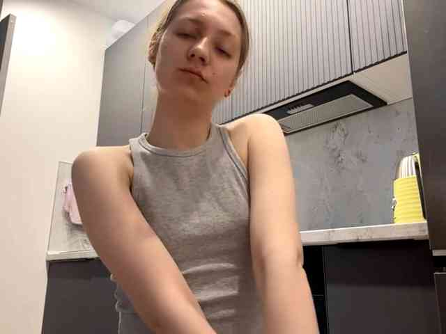 RuthieMilburn webcam