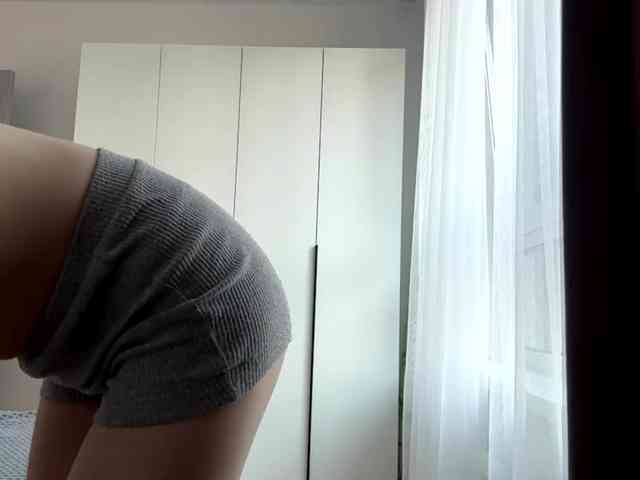 RuthieMilburn webcam