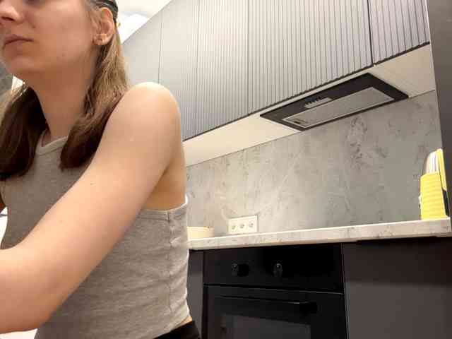 RuthieMilburn webcam