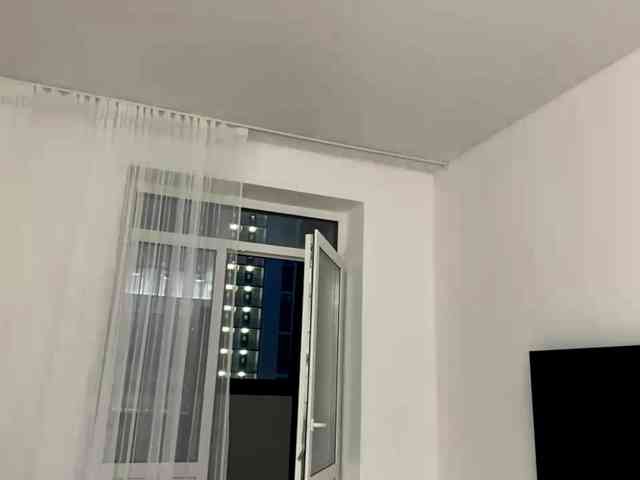 RuthieMilburn webcam