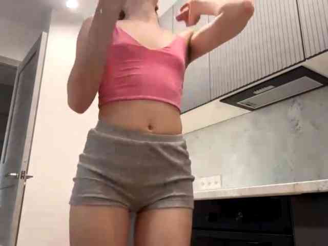 RuthieMilburn webcam