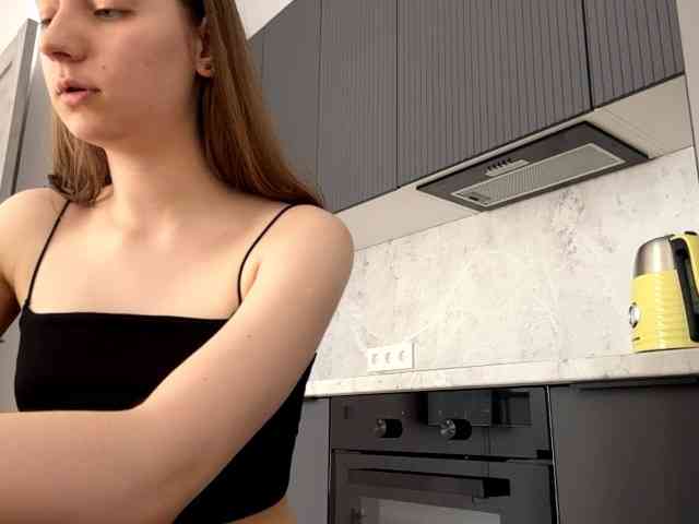 RuthieMilburn webcam
