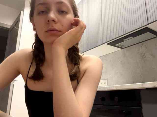 RuthieMilburn webcam